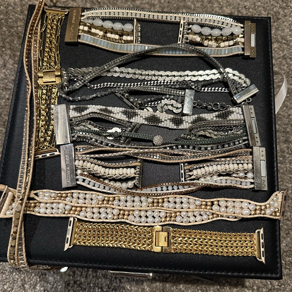 8 Victoria Emerson Apple Watch bands